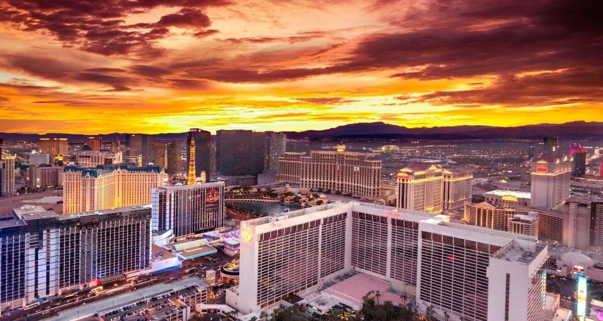 5 Unique Hotels for The Full Vegas Experience