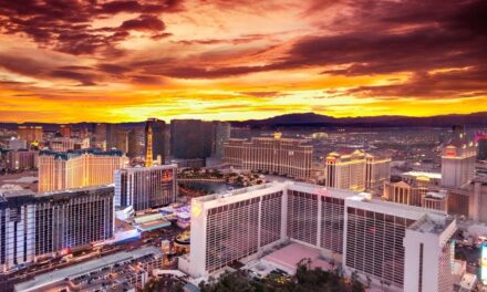 5 Unique Hotels for The Full Vegas Experience