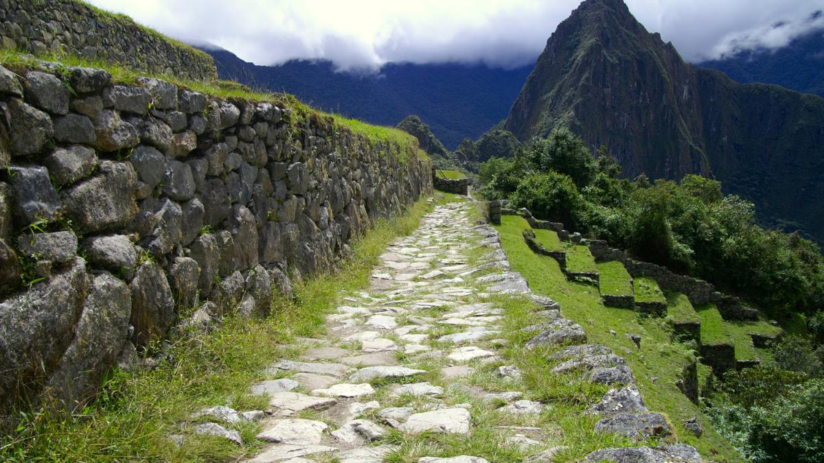 Classic Inca Trail to Machu Picchu in Peru